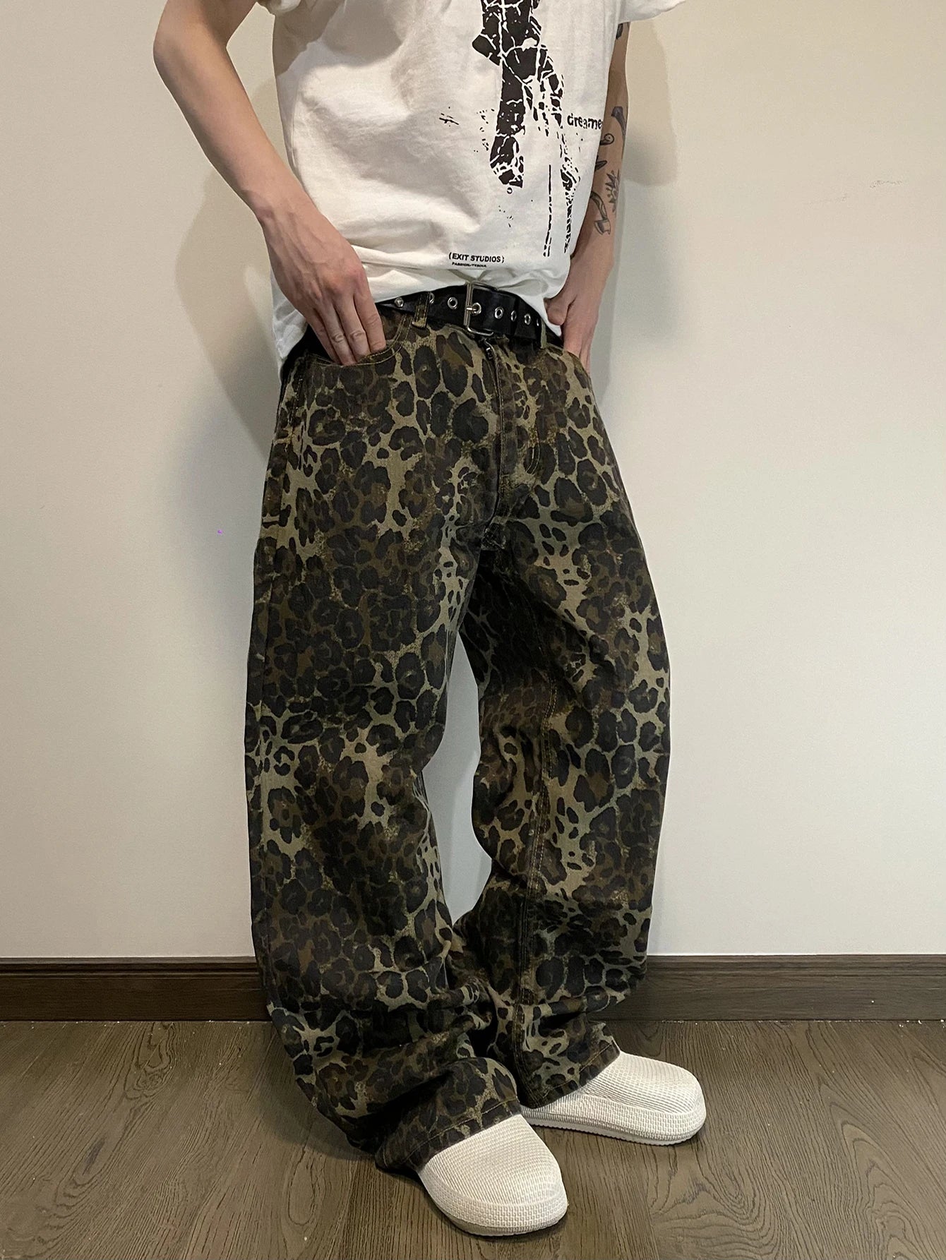 Men Vintage Leopard Print Baggy Wide Leg Jeans